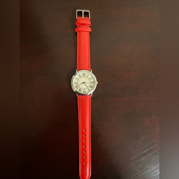 Red Leather Strap Women's Watch - Picture 4 of 4